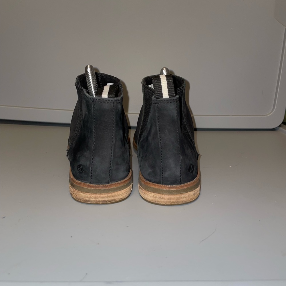 Sperry suede black ankle boots size 8.5 women’s pull on boot. - Picture 4 of 5